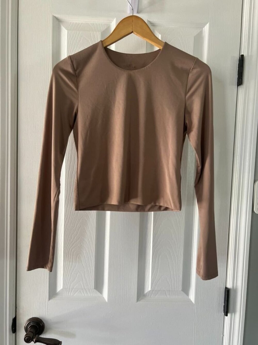 SWS Contour Womens Large Mocha Brown Long Sleeve Fitted Crop Top Sleek Basic Tee